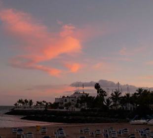 Sonnenuntergang im Hafen