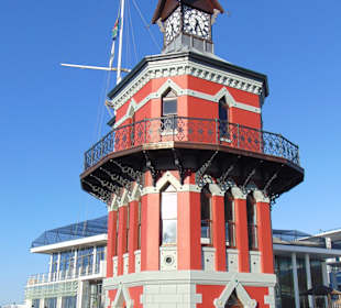 Alfred & Victoria Waterfront