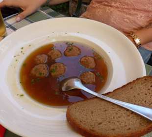 Ri18 - Leberknödelsuppe