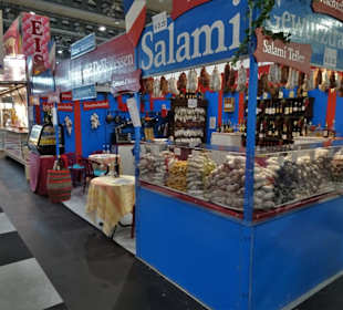 Rundgang über die Messe "HanseLife"