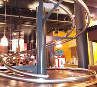 Es war faszinierend dort zu Essen. Mal was ganz Ne