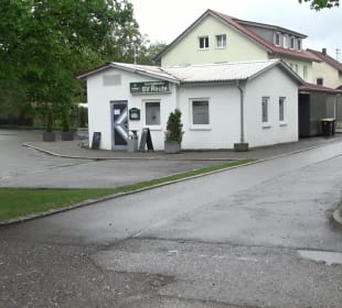 Bitte beschreiben Sie, was auf Ihren Bildern zu se