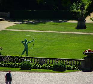 Zum Bogenschützen runter