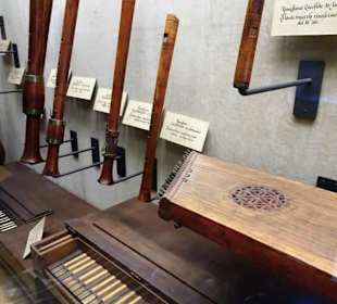 Instrumentensammlung in der Burg