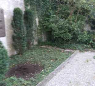 Evangelischer Friedhof „Unter der Burghalde“