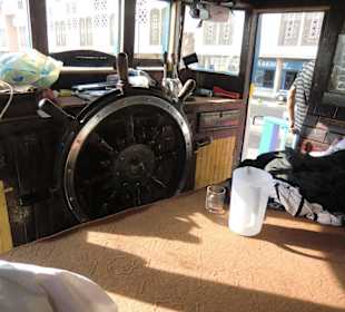 Von hier werden die Schiffe gesteuert