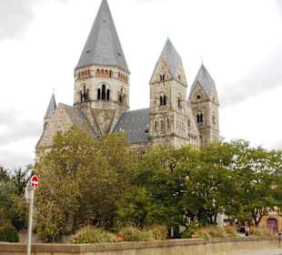 Temple Neuf