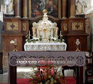 Altar ganz nahe