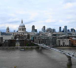 Millennium Bridge Impression