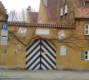 Fuggerei - Seiteneingang