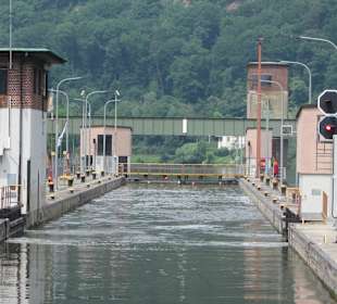 Schifffahrt auf dem Neckar