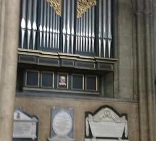 Orgel.