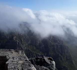 Wolken über dem Tafelberg