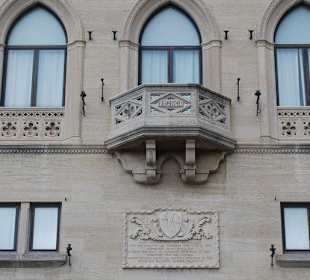 Правительственный дворец.