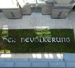 Grünanlage DER BEVÖLKERUNG