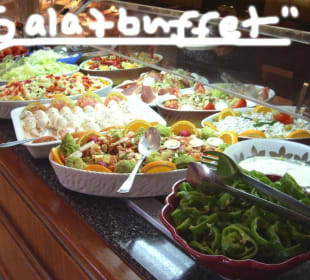Salatbuffet am Abend