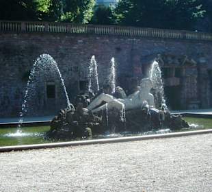 Statue beim Heidelberger Schloss