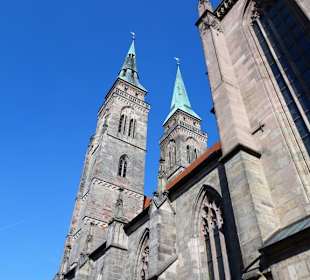 Die Türme der Sebalduskirche