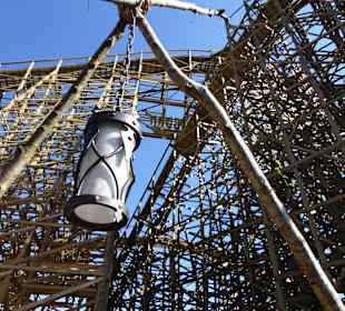 Einen Blick in die Achterbahn Wodan