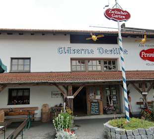 Eingang in die Destille