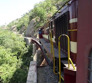 Über viele Brücken