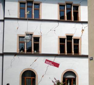 Beschädigtes Haus in Staufen