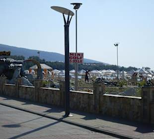 Minigolfanlage direkt am Strand