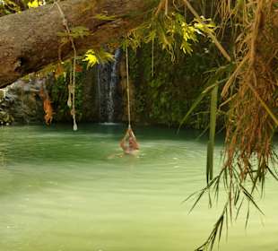 Der größere Wasserfall der "Bäder des Adonis" 