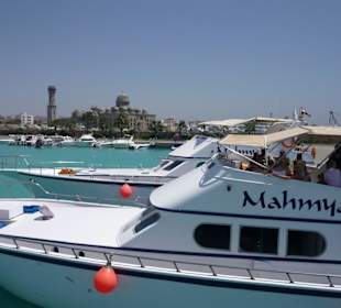 Mahmya-Boote im Hafen