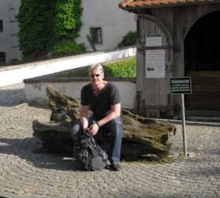 Zum Museum auf der Ortenburg