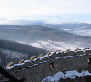 Widok z wieży zamku chojnik