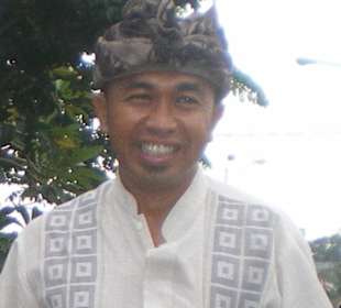 Made Suastika ( Martin)