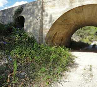 Hinterland - etwa 5 Gehminuten von der Cala 