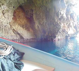 Jasknie Morskie Blue Grotto
