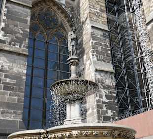 Oberteil des Petrusbrunnen