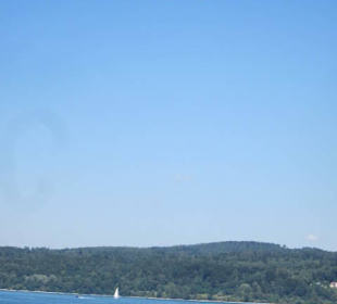 Zeppelin über der Altstadt Meersburg
