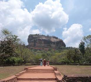 Sigiriya. Imposant.
