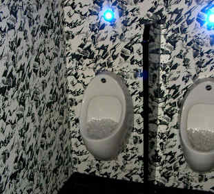 "Eisgekühlte" Pissoirs