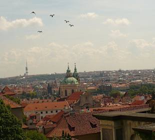 Budynki Pragi z panoramy starówki
