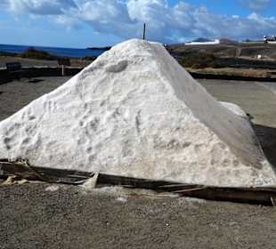 Salzstapel in den Salinas del Carmen