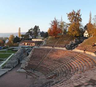 Blick Theater zum Römerhaus Foto Susanne Schenker
