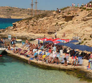 Baden in der Blauen Lagune