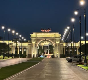 Einfahrt Sheikh Palast Dubai