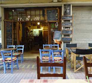 Gemütliches Zypriotisches Cafe