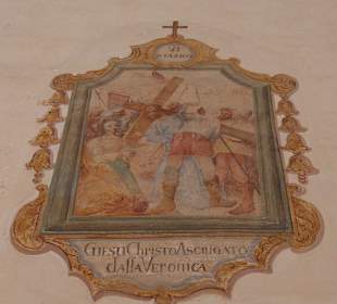Tuch der Veronika an der Außenwand