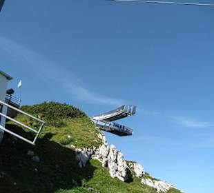Der obere Alpspitzbahnhof von unten