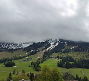 Wolkenverhangener Iseler