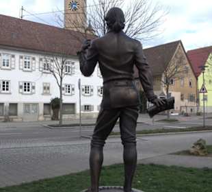 Hölderlin Brunnen und Gedenktafel