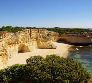 Nachbarbucht der Praia da Marinha