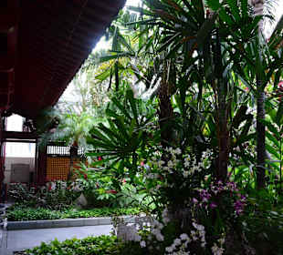 Buddha Tooth Relic Temple